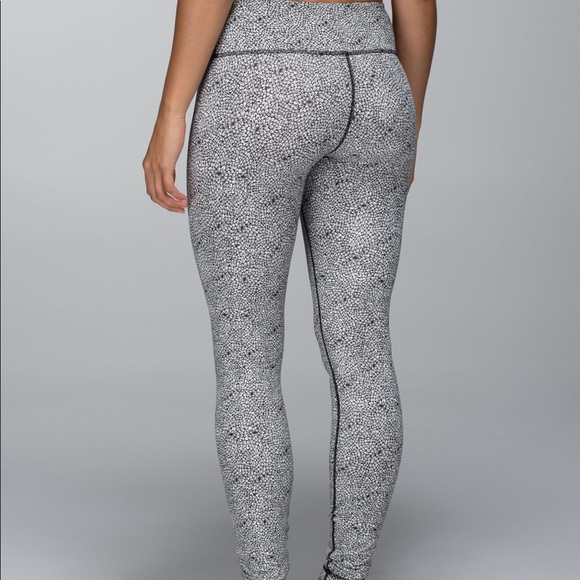 lululemon athletica Pants - Lululemon Wunder Under Plush Petal Leggings
